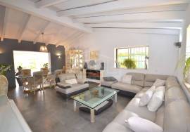 2-Bed. Villa with Pool and Garden