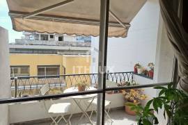Furnished and equipped 3 bedroom apartment for rent in Rua de Júlio Dinis Porto Furnished and equipped 3 bedroom apartment for rent in Rua de Júlio Dinis Porto