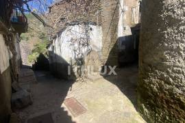 Set of unique properties in Las Hurdes (Cáceres)