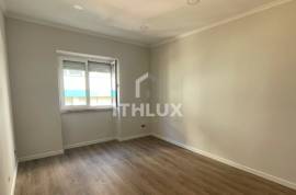 Fantastic Refurbished 2 Bedroom Apartment in the Center of Sacavém Fantastic Refurbished 2 Bedroom Apartment in the Center of Sacavém