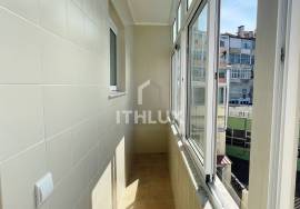 Fantastic Refurbished 2 Bedroom Apartment in the Center of Sacavém Fantastic Refurbished 2 Bedroom Apartment in the Center of Sacavém