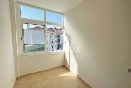 Fantastic Refurbished 2 Bedroom Apartment in the Center of Sacavém Fantastic Refurbished 2 Bedroom Apartment in the Center of Sacavém