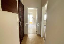 Fantastic Refurbished 2 Bedroom Apartment in the Center of Sacavém Fantastic Refurbished 2 Bedroom Apartment in the Center of Sacavém