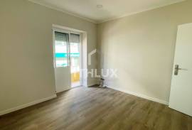 Fantastic Refurbished 2 Bedroom Apartment in the Center of Sacavém Fantastic Refurbished 2 Bedroom Apartment in the Center of Sacavém