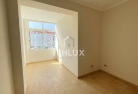 Fantastic Refurbished 2 Bedroom Apartment in the Center of Sacavém Fantastic Refurbished 2 Bedroom Apartment in the Center of Sacavém