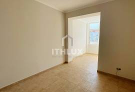 Fantastic Refurbished 2 Bedroom Apartment in the Center of Sacavém Fantastic Refurbished 2 Bedroom Apartment in the Center of Sacavém