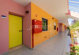 T0 apartment located on the ground floor of the 4-star tourist complex of Orada located in the Marina of Albufeira