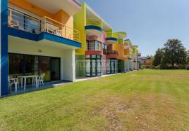 T0 apartment located on the ground floor of the 4-star tourist complex of Orada located in the Marina of Albufeira
