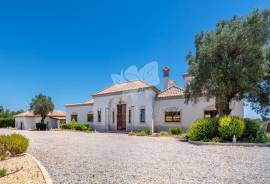 Luxury Estate with Two Detached Villas, Two Pools near Moncarapacho, East Algarve