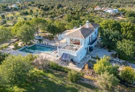 4 Bedroom Villa with Pool, Sea Views & 7,000 m² plot for sale in Moncarapacho 4 Bedroom Villa with Pool, Sea Views & 7,000 m² plot for sale in Moncarapacho