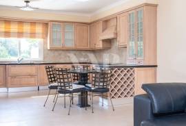Fully Renovated 4+2 Bedroom Villa with Swimming Pool and Large Plot in Boliqueime
