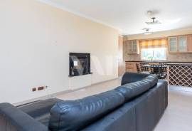 Fully Renovated 4+2 Bedroom Villa with Swimming Pool and Large Plot in Boliqueime