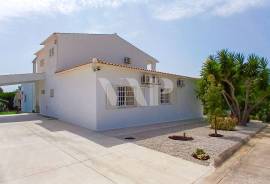 Fully Renovated 5 Bedroom Villa with Large Plot + Ruin, Loulé Fully Renovated 5 Bedroom Villa with Large Plot + Ruin, Loulé