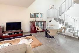 2 Bedroom Villa for Annual Rental in Uptown, Vilamoura with Large Terraces and Swimming Pool