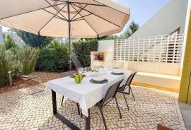 2 Bedroom Villa for Annual Rental in Uptown, Vilamoura with Large Terraces and Swimming Pool 2 Bedroom Villa for Annual Rental in Uptown, Vilamoura with Large Terraces and Swimming Pool