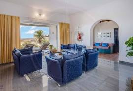 4 Bedroom Villa with Pool & Magnificent Views in Countryside 4 Bedroom Villa with Pool & Magnificent Views in Countryside