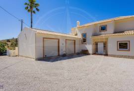 4 Bedroom Villa with Pool & Magnificent Views in Countryside 4 Bedroom Villa with Pool & Magnificent Views in Countryside