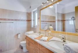 4 Bedroom Villa with Pool & Magnificent Views in Countryside 4 Bedroom Villa with Pool & Magnificent Views in Countryside