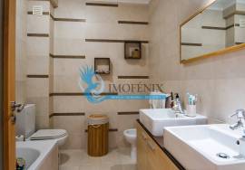 3 Bedroom Villa in Private Condominium with Pool and Garage for 3 Cars | Ferreiras – Albufeira