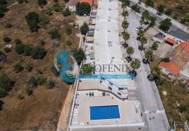 3 Bedroom Villa in Private Condominium with Pool and Garage for 3 Cars | Ferreiras – Albufeira