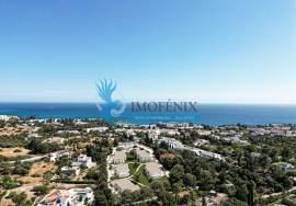 Luxury Apartments in Carvoeiro – Elegance, Comfort and Profitability in the Algarve