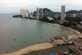 Luxury 3 Bed Sub Penthouse For Sale in Marina Towers Tanjung Bungah Georgetown Penang Island Malaysia