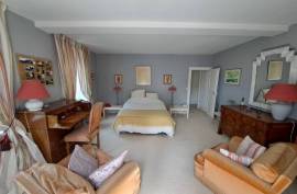 Luxury House for Sale in NOISY-LE-ROI Yvelines department France