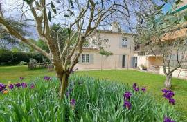 Luxury House for Sale in NOISY-LE-ROI Yvelines department France