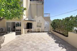 1+1 Bedroom Apartment with Private Courtyard, Barbecue and Garage Space in Alvor 1+1 Bedroom Apartment with Private Courtyard, Barbecue and Garage Space in Alvor
