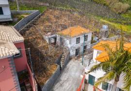 LAND + HOUSE IN CÂMARA DE LOBOS LAND + HOUSE IN CÂMARA DE LOBOS