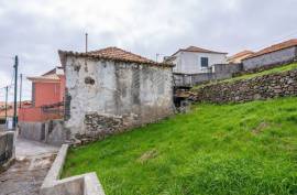 LAND + HOUSE IN CÂMARA DE LOBOS LAND + HOUSE IN CÂMARA DE LOBOS