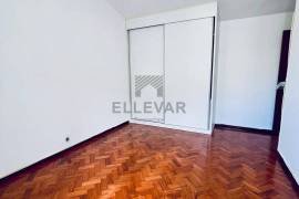 REFURBISHED 2 BEDROOM APARTMENT IN THE CENTER OF FUNCHAL REFURBISHED 2 BEDROOM APARTMENT IN THE CENTER OF FUNCHAL