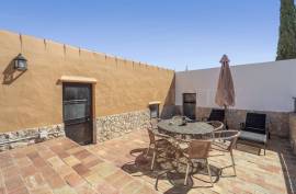 Faro – Character 6+1-bedroom quinta with pool and guest cottages Faro – Character 6+1-bedroom quinta with pool and guest cottages