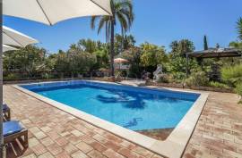 Faro – Character 6+1-bedroom quinta with pool and guest cottages Faro – Character 6+1-bedroom quinta with pool and guest cottages