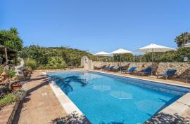 Faro – Character 6+1-bedroom quinta with pool and guest cottages Faro – Character 6+1-bedroom quinta with pool and guest cottages