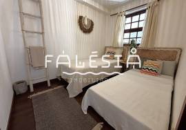 QUINTA DO POÇO - UPDATED TOWNHOUSE WITH 2 PRIVATE PATIO SPACES AND A SHARED POOL