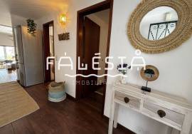 QUINTA DO POÇO - UPDATED TOWNHOUSE WITH 2 PRIVATE PATIO SPACES AND A SHARED POOL