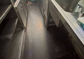 Soundproofed room with smoke release Soundproofed room with smoke release