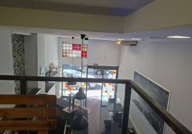 Soundproofed room with smoke release Soundproofed room with smoke release