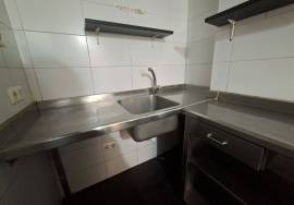 Soundproofed room with smoke release Soundproofed room with smoke release