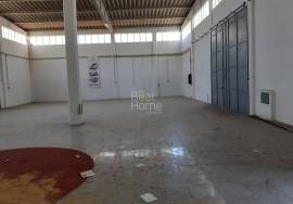 Warehouse - RENTAL - 596.25 m2 - Montijo