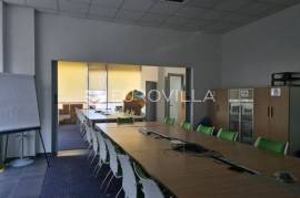 Jankomir, Samoborska cesta, office space for rent 190 m2 in an office building