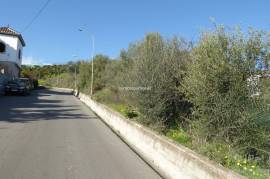 Building plot of 400 m2 located in a residential area of Benamocarra (Málaga)