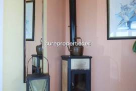 COMFORTABLE COUNTRY HOUSE of 269 m2, located on a hill just 4 km from the beach. PANORAMIC VIEW ON THE COAST