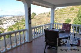 COMFORTABLE COUNTRY HOUSE of 269 m2, located on a hill just 4 km from the beach. PANORAMIC VIEW ON THE COAST