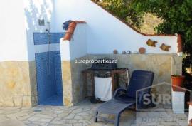 COMFORTABLE COUNTRY HOUSE of 269 m2, located on a hill just 4 km from the beach. PANORAMIC VIEW ON THE COAST