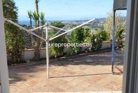 COMFORTABLE COUNTRY HOUSE of 269 m2, located on a hill just 4 km from the beach. PANORAMIC VIEW ON THE COAST