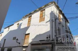 House (267 m2) located in a pedestrian zone of the old town of Vélez Málaga (Málaga)