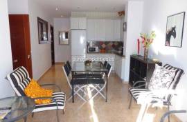 Property of 162 m2 located in the town of Algarrobo (Málaga) composed of 2 new apartments on the same floor (one with 2 bedrooms of 95 m2 approx., And the other with 1 bedroom of 67 m2 approx.)