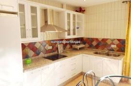 Property of 162 m2 located in the town of Algarrobo (Málaga) composed of 2 new apartments on the same floor (one with 2 bedrooms of 95 m2 approx., And the other with 1 bedroom of 67 m2 approx.)